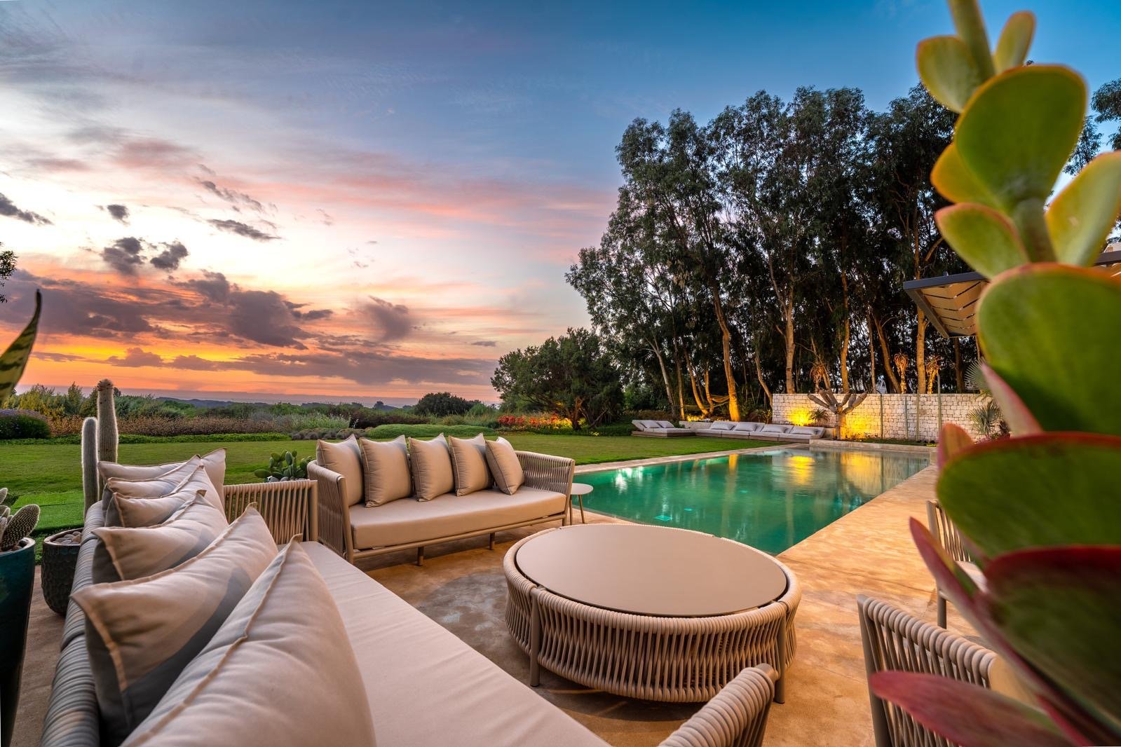 14a92cba-bd10-45b1-aadc-8e73348c59af