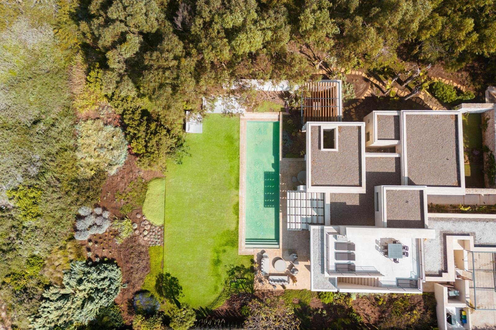 b266a176-5776-4703-b6c2-f3a76fb04c05